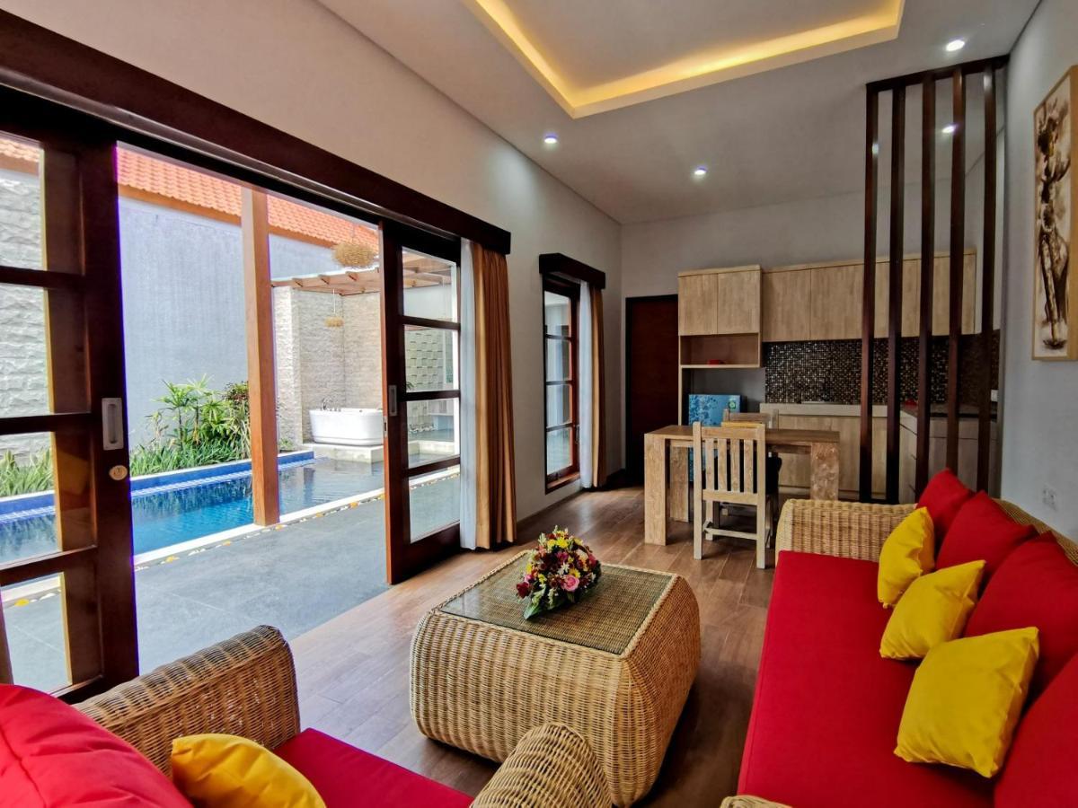 Kuta Puri Bungalows, Villas And Resort Exterior foto