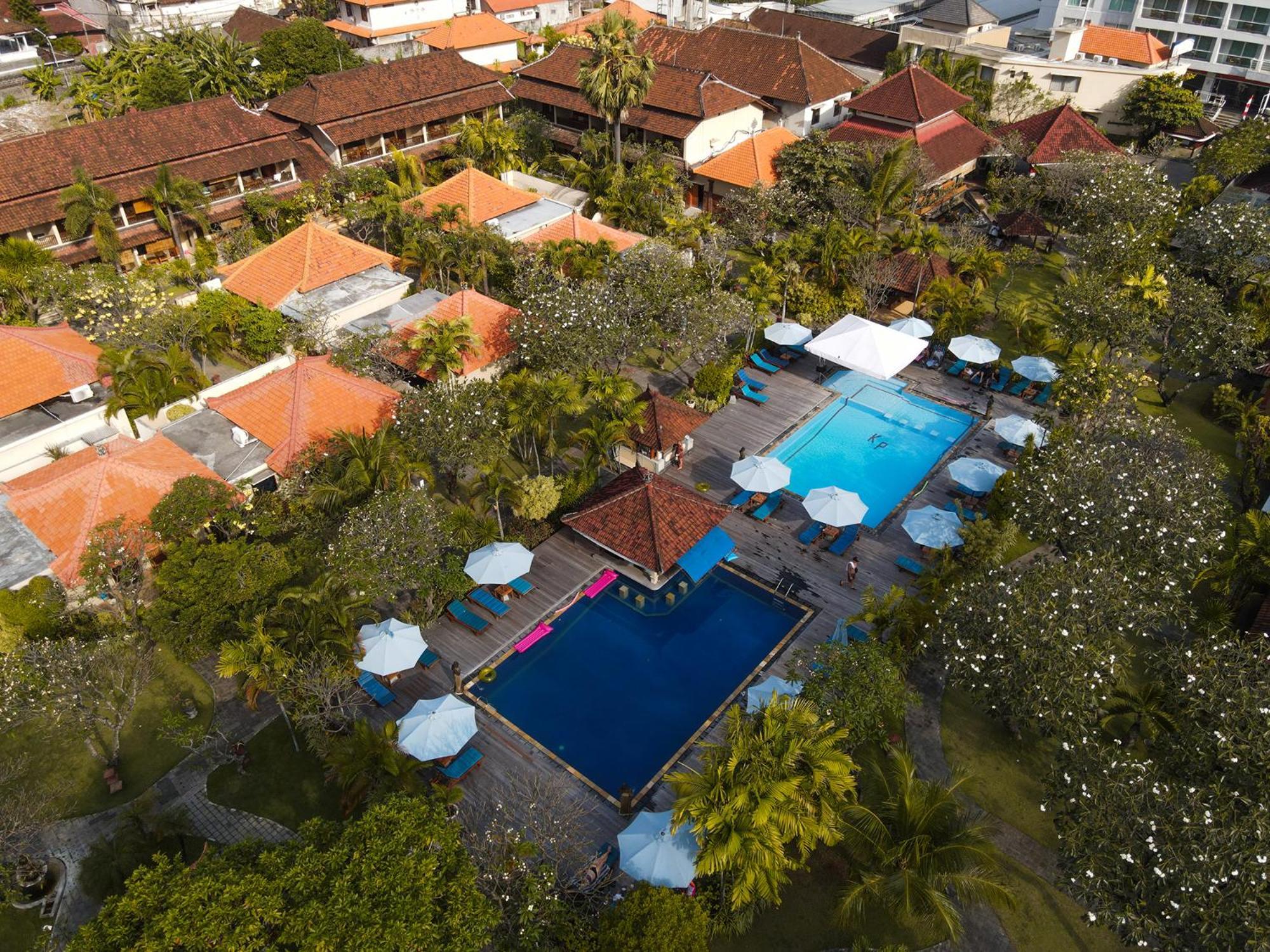 Kuta Puri Bungalows, Villas And Resort Exterior foto
