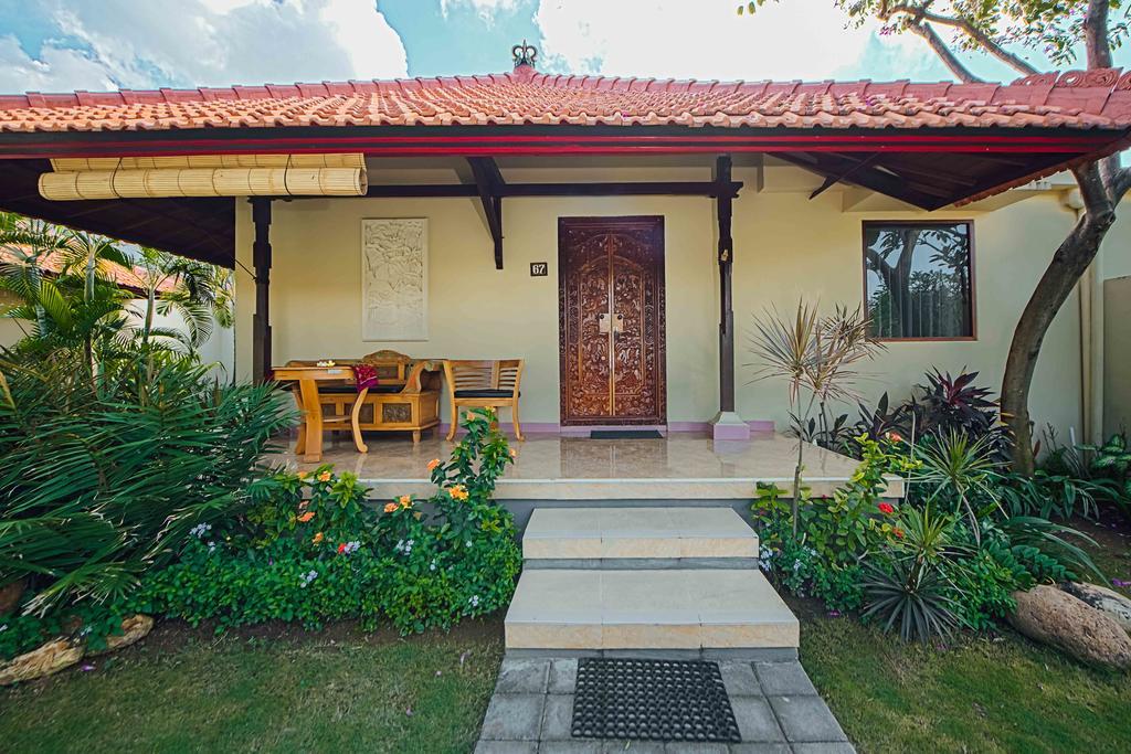 Kuta Puri Bungalows, Villas And Resort Exterior foto