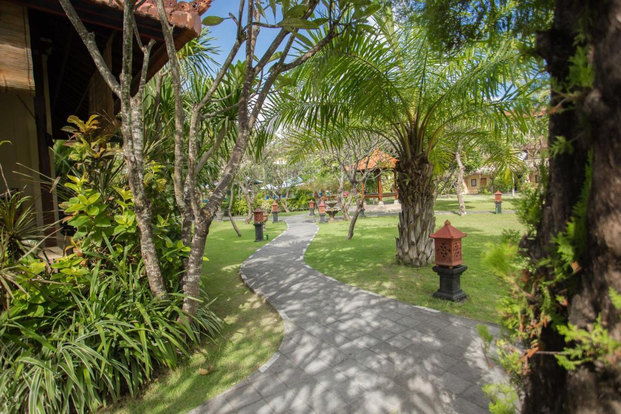 Kuta Puri Bungalows, Villas And Resort Exterior foto